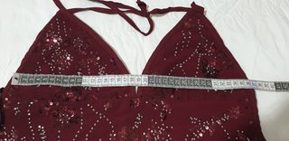 Top corto con lentejuelas