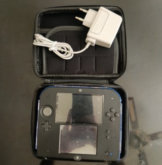 Nintendo 2DS Negra + SD 32GB