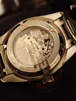 Reloj Tommy Hilfiger TH85 Automático.