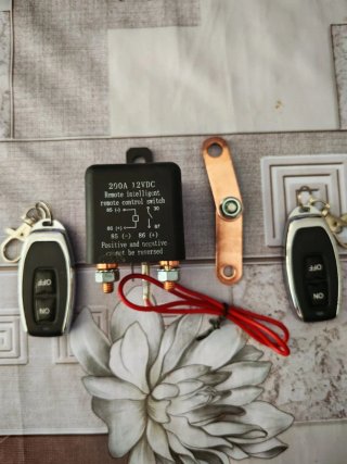 Corta Corrientes 200A 12VDC con Mando