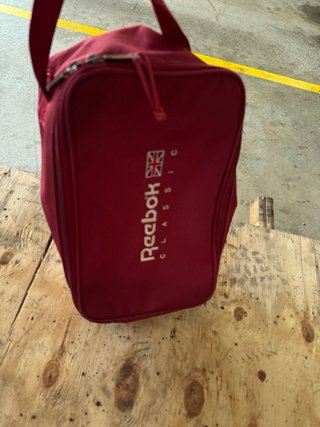 Bolso para zapatos Reebok Classic rojo