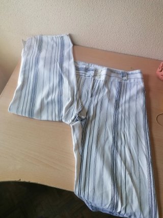 Pantalón pirata a rayas