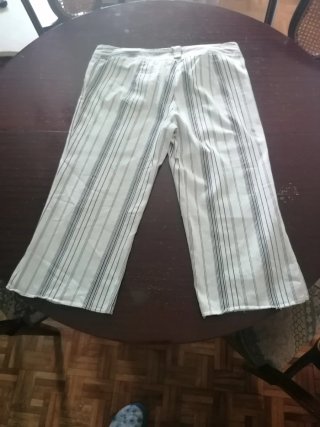 Pantalón pirata a rayas