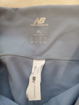 Leggings New Balance Blu con Tasca