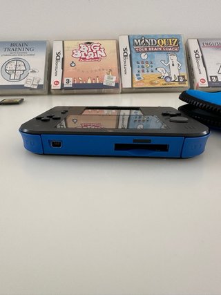 Nintendo 2DS Nero e Blu + 4 Giochi DS