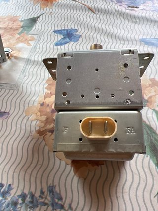 Magnetrón Galanz M24FA-410A