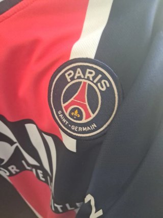 Camiseta PSG Nike Negra y Roja Talla XL
