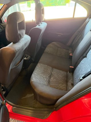 Mitsubishi Carisma 2001