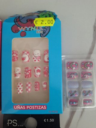 Uñas postizas infantiles Primark
