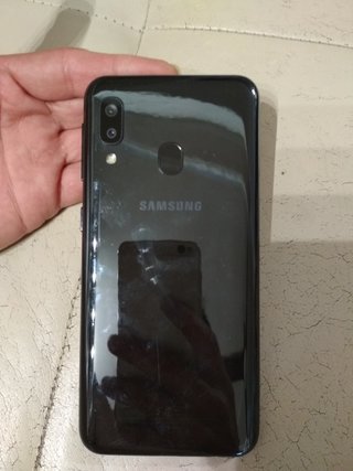 Samsung Galaxy A20 Negro - Batería Defectuosa