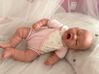 Muñeca bebé llorona