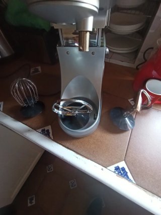 Robot de cocina amasador Divetta