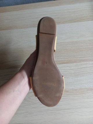 Sandalias Bueno Piel Beige/Amarillas