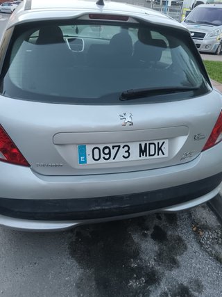 Peugeot 207 2010