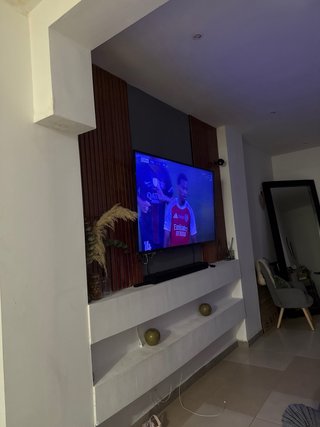 Televisor 65 en buen estado