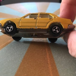 Renault 18 Majorette a escala