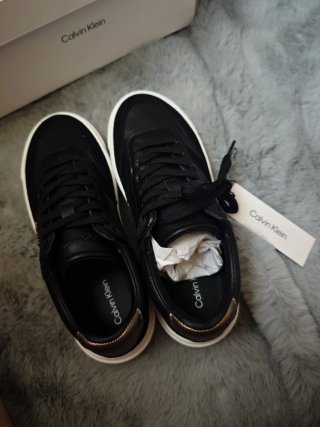 Zapatillas Calvin Klein Negras y Blancas
