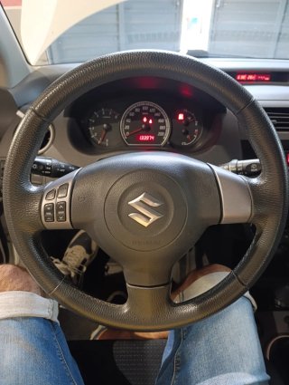 Suzuki Swift 2010 etiqueta C
