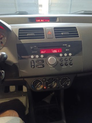 Suzuki Swift 2010 etiqueta C
