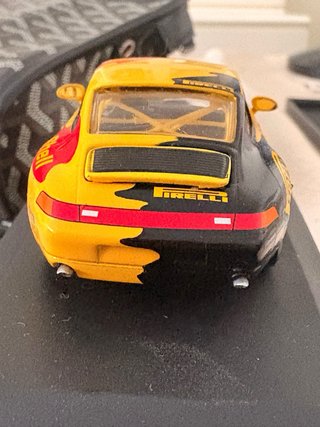 Porsche 911 GT1 Shell