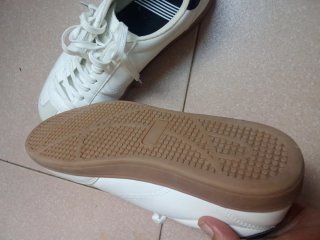Zapatillas blancas y negras Unisex