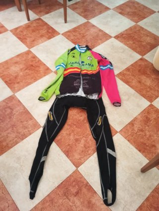 Maillot y culote ciclismo JARDÁRAMA