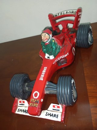 Coche de carreras rojo vintage