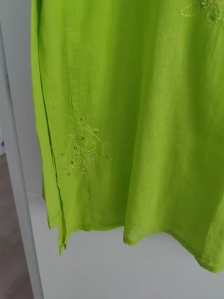 Blusón verde pistacho Talla M bordado