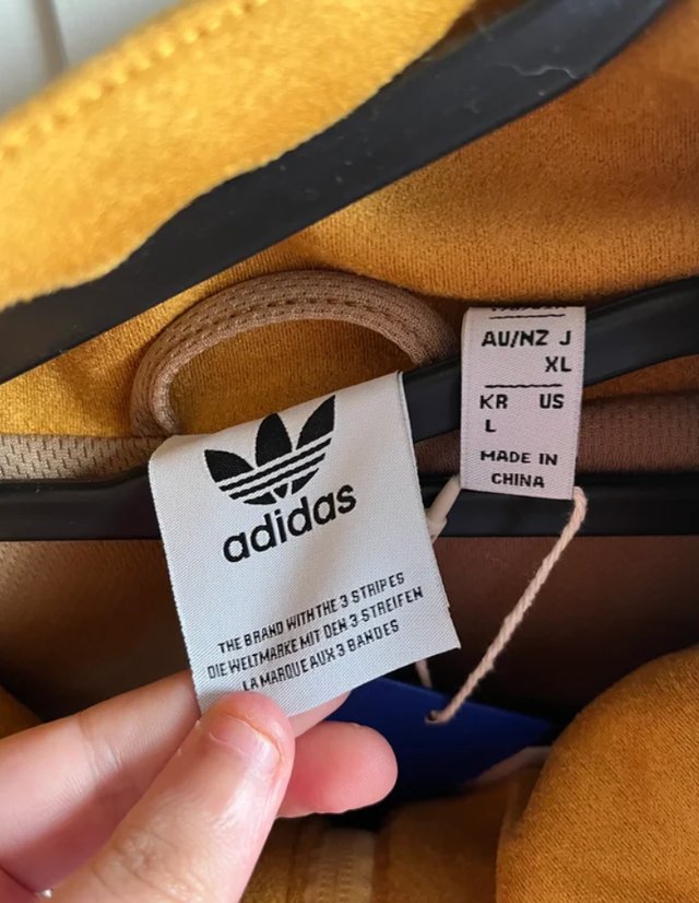 Chaqueta Adidas Año Nuevo Chino Amarilla Talla L