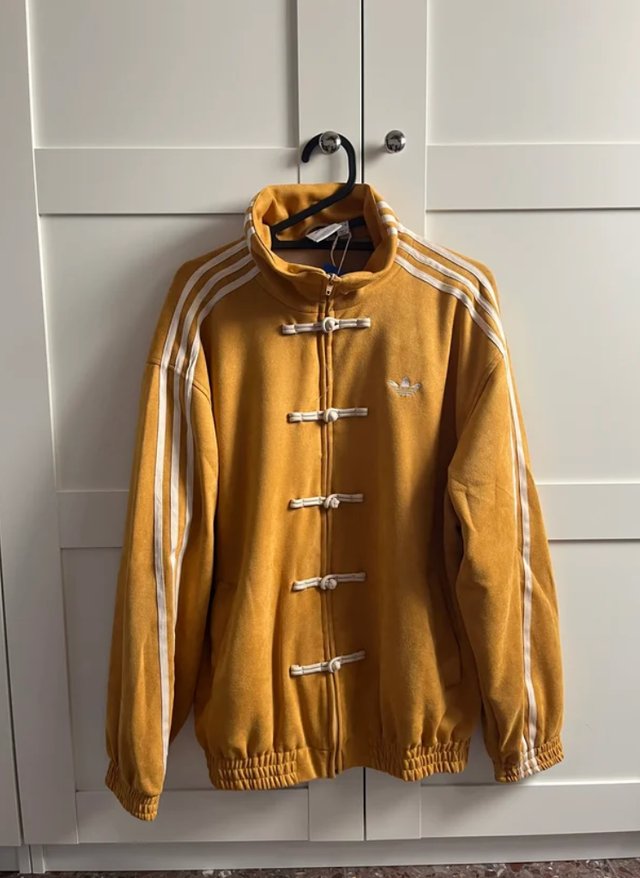 Chaqueta Adidas Año Nuevo Chino Amarilla Talla L