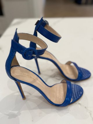 Sandalias Azules Piel Tacón Grabado