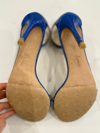 Sandalias Azules Piel Tacón Grabado