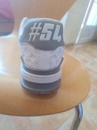 Zapato Louis Vuitton Gris y Blanco