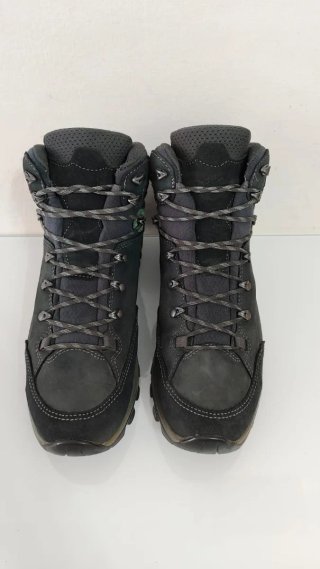 Botas de montaña Hanwag negras y verdes