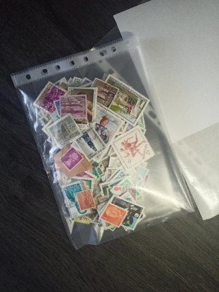Lotto di 500 francobolli obliterati