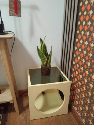 Mesa Cúbica Space Age