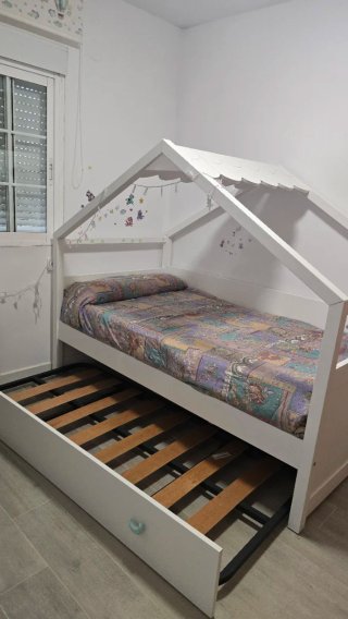 Cama infantil casita con cajones