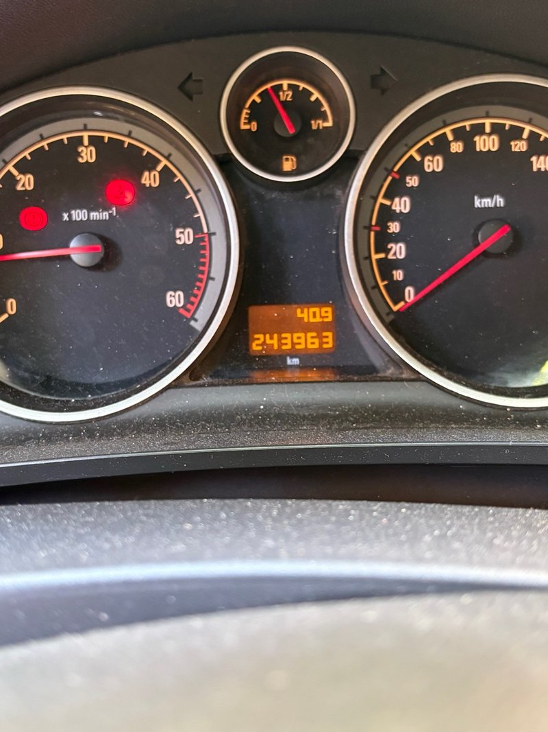 Opel Zafira 2007 - foto 1