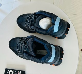 Zapatos de seguridad nuevos talla 43