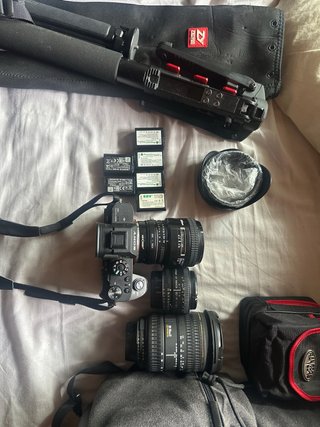 Sony A7s2 + mochila + objetivos + estabilizador