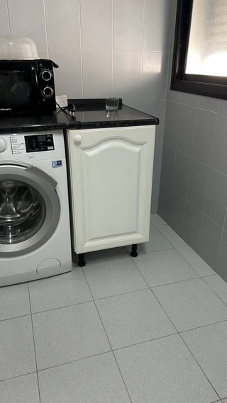 Muebles de cocina blanco / cocina completa