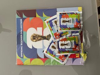 Álbum y 15 sobres Panini Mundial 2026