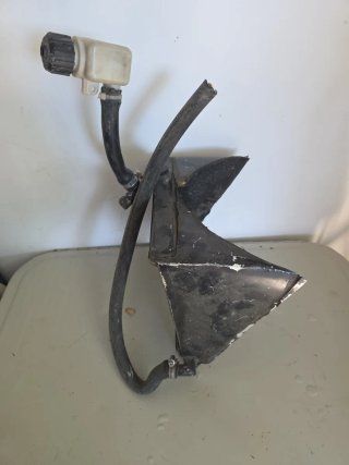 Radiador refrigerante con depósito
