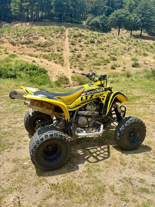 Suzuki LTZ 400 Amarillo