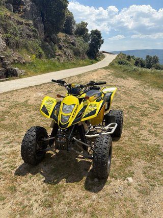 Suzuki LTZ 400 Amarillo