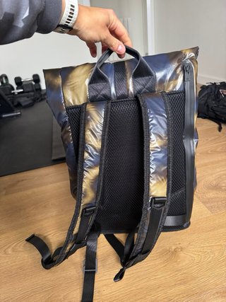 Mochila Rains Roll-top Impermeable Multicolor