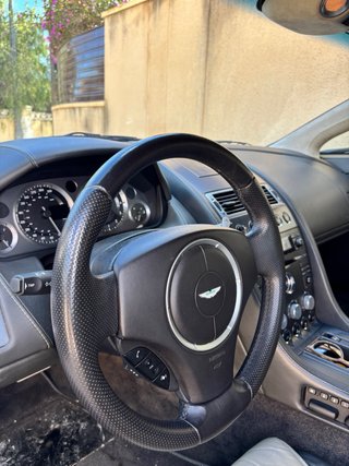 Aston Martin Vantage