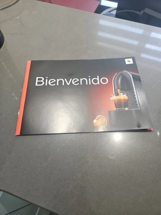 Cafetera Nespresso Krups Negra