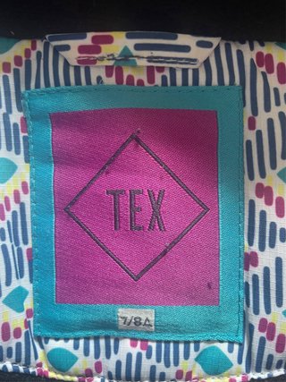 Abrigo infantil estampado (7/8años)