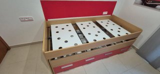 Letto a castello + scaffale + materassi